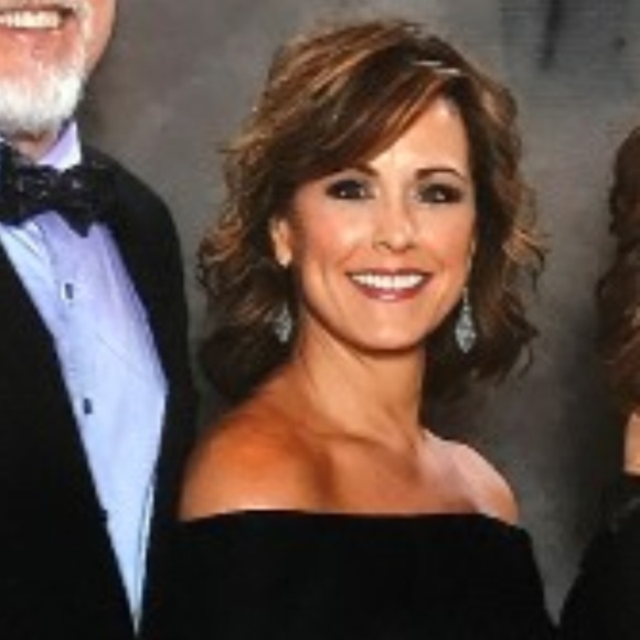 Meet your Posher, Anna - Picture 1 of 1